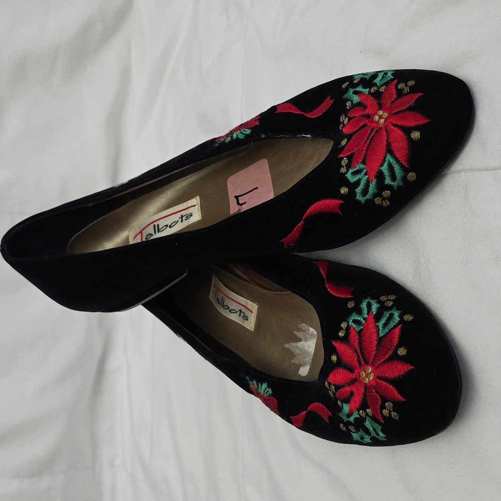 Talbots Black Flats with Colorful Holiday Floral Design - Size 7